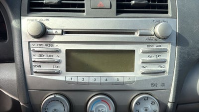 2011 Toyota CAMRY LE