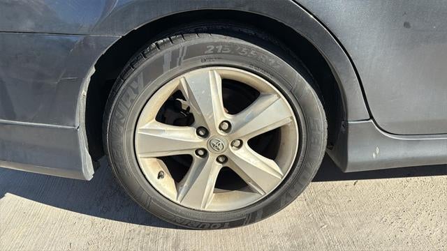 2011 Toyota CAMRY SE
