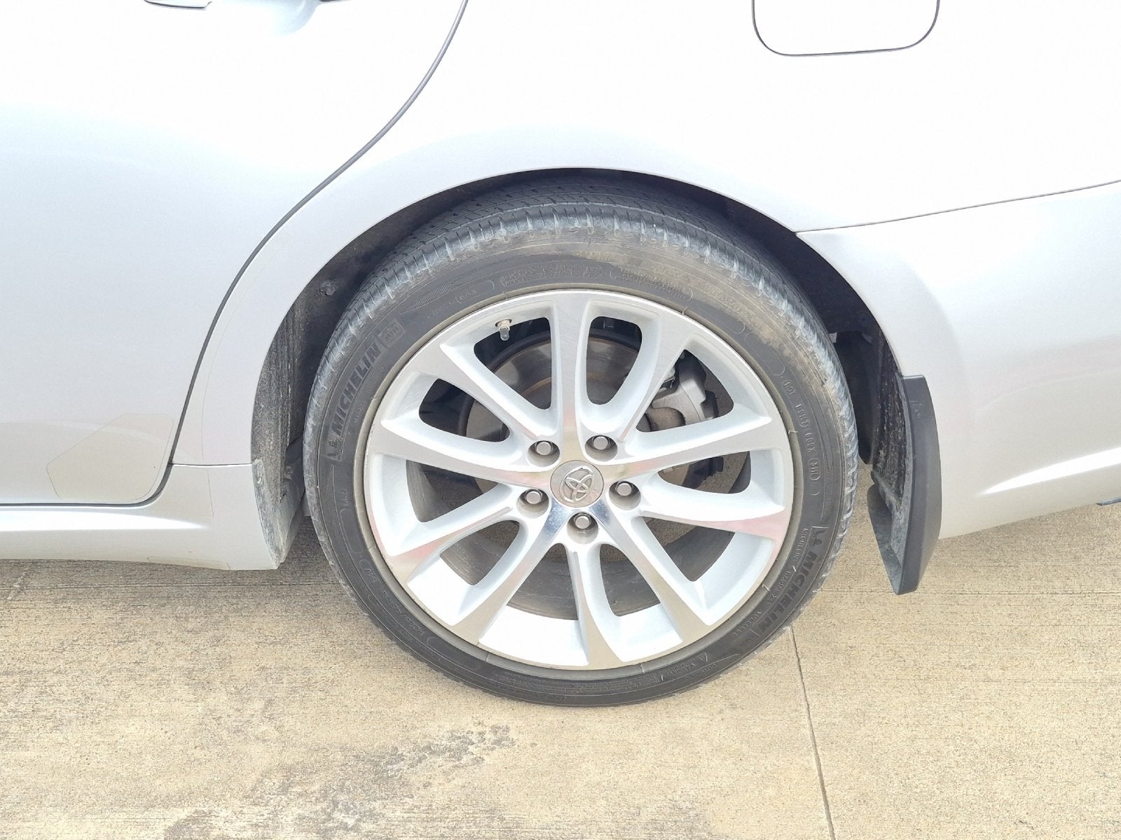 2014 Toyota AVALON Limited