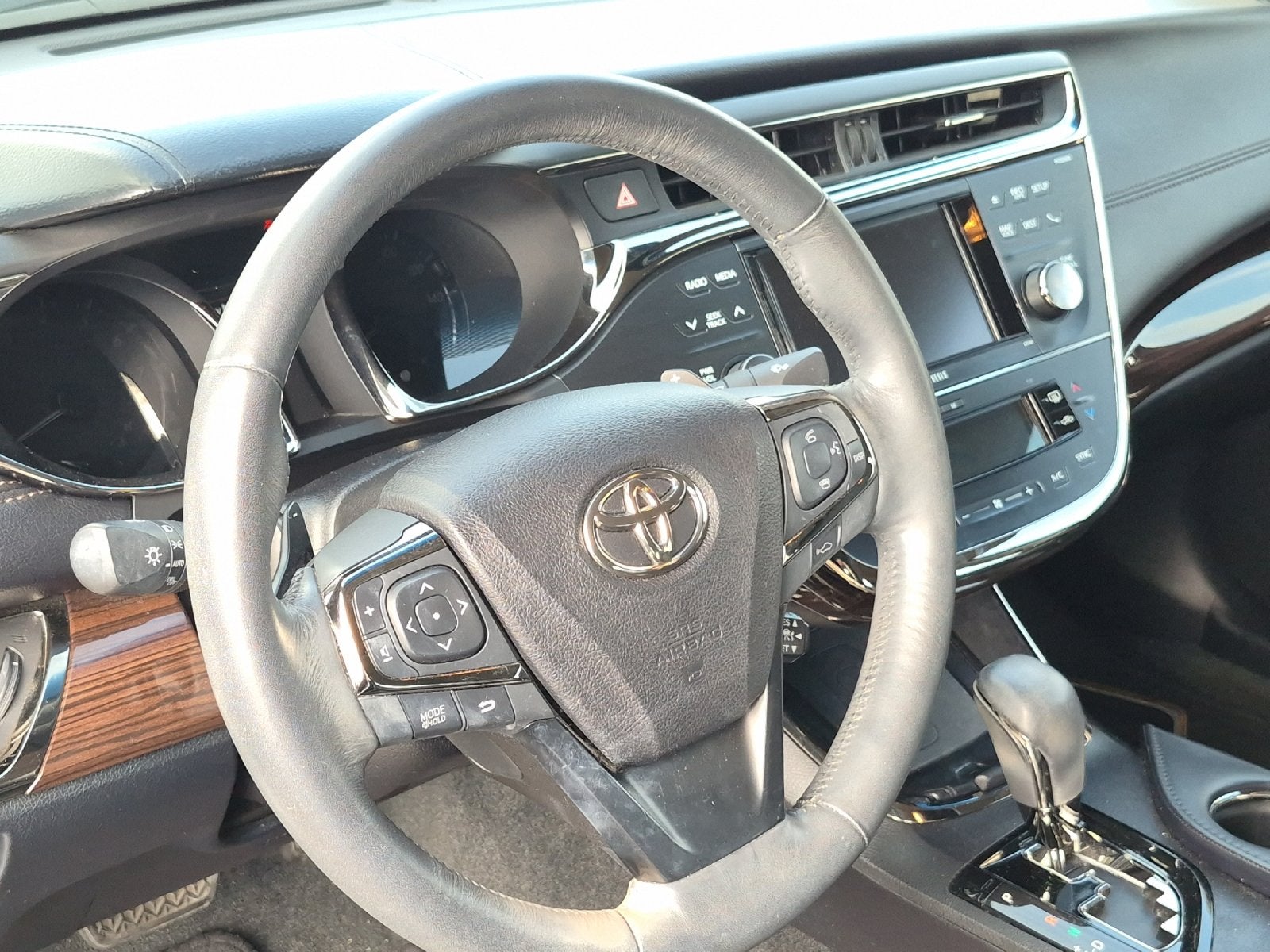 2014 Toyota AVALON Limited