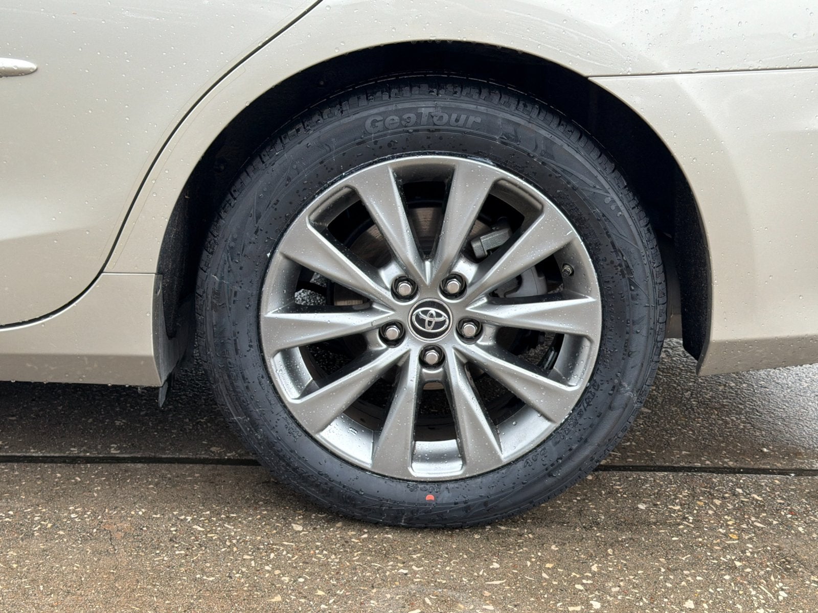 2015 Toyota CAMRY XLE