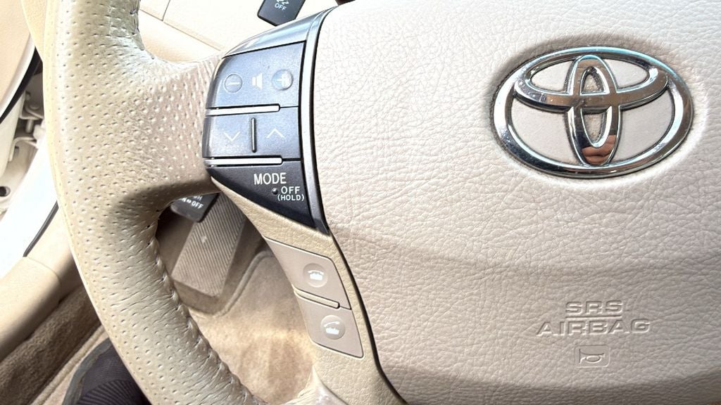 2012 Toyota AVALON Limited