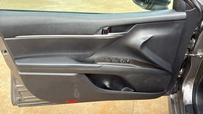 2022 Toyota CAMRY LE