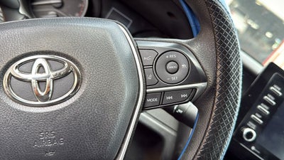 2022 Toyota CAMRY LE