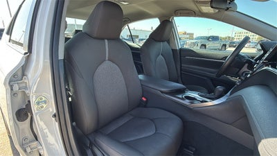 2024 Toyota CAMRY LE