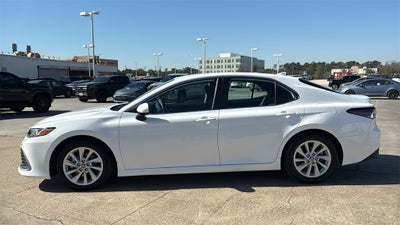 2024 Toyota CAMRY LE
