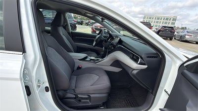 2024 Toyota CAMRY LE