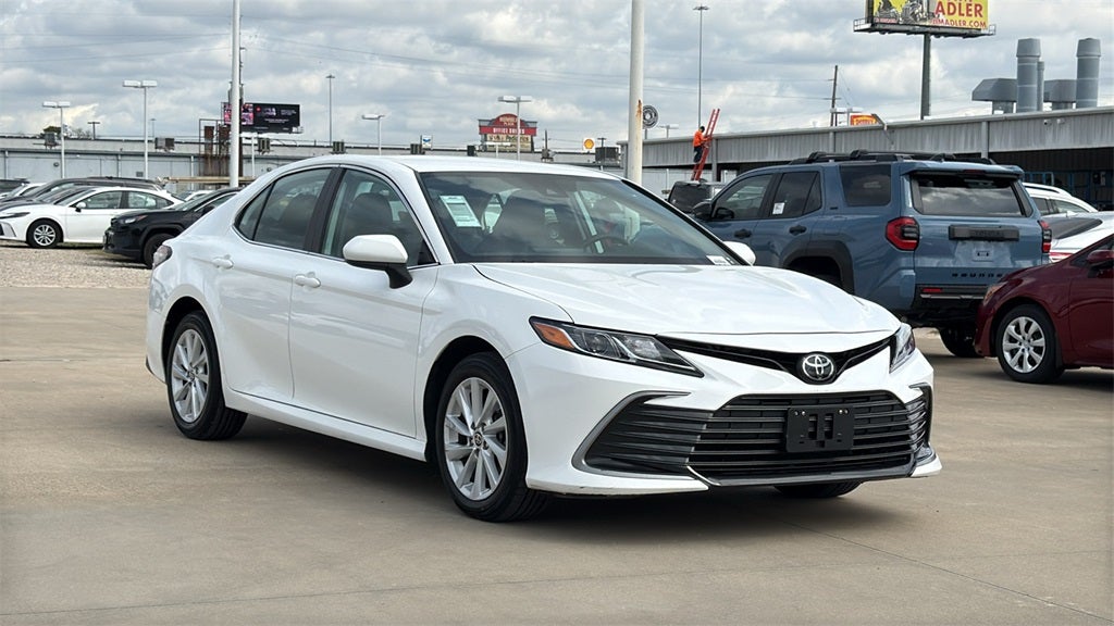 2024 Toyota CAMRY LE