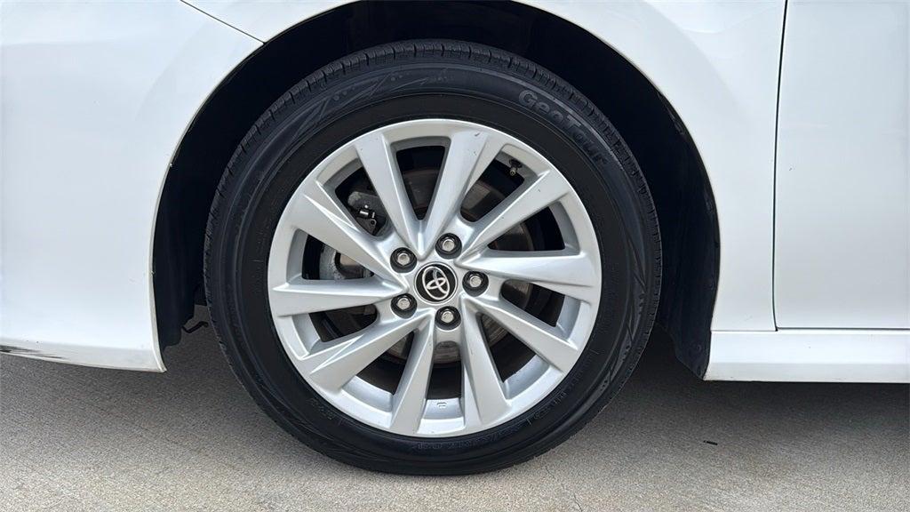 2024 Toyota CAMRY LE