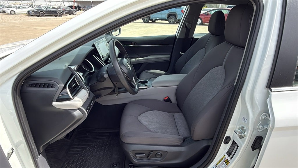 2024 Toyota CAMRY LE