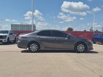 2023 Toyota Camry Hybrid LE