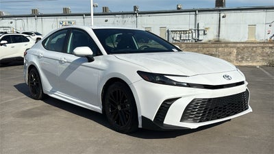 2025 Toyota CAMRY SE