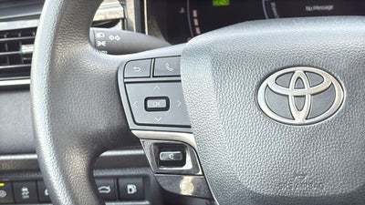2025 Toyota CAMRY LE