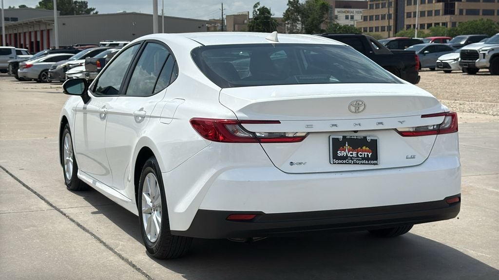 2025 Toyota CAMRY LE