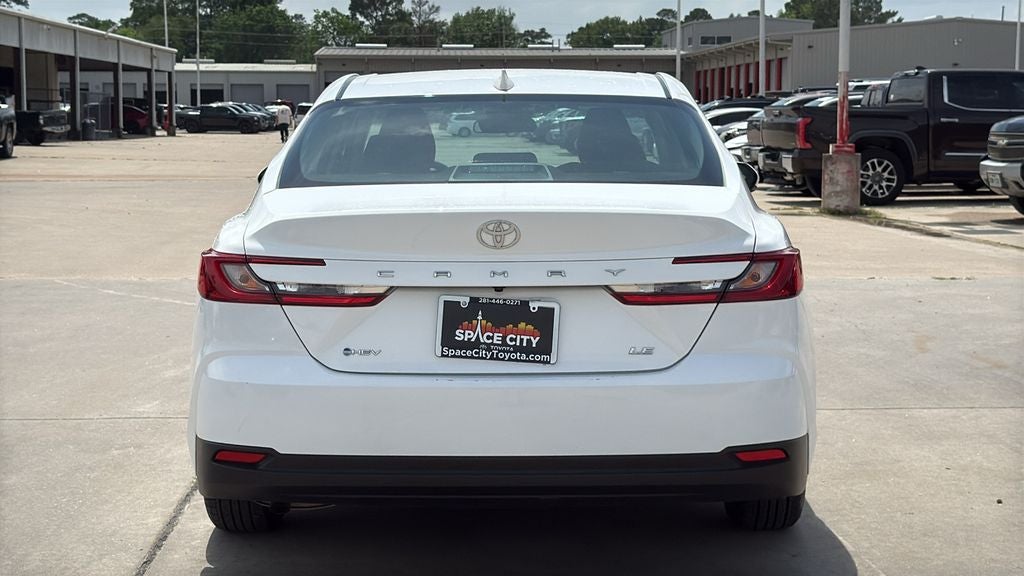 2025 Toyota CAMRY LE