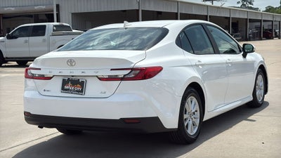 2025 Toyota CAMRY LE