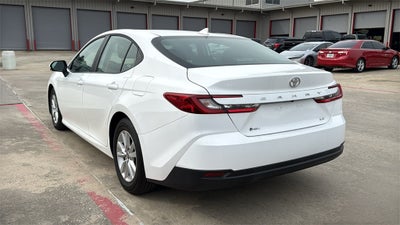 2025 Toyota CAMRY LE