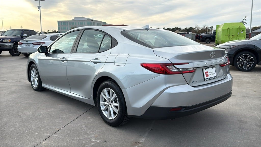 2025 Toyota CAMRY LE