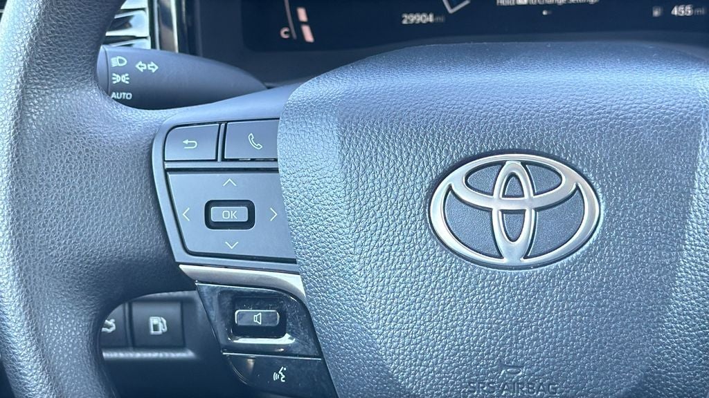 2025 Toyota CAMRY LE