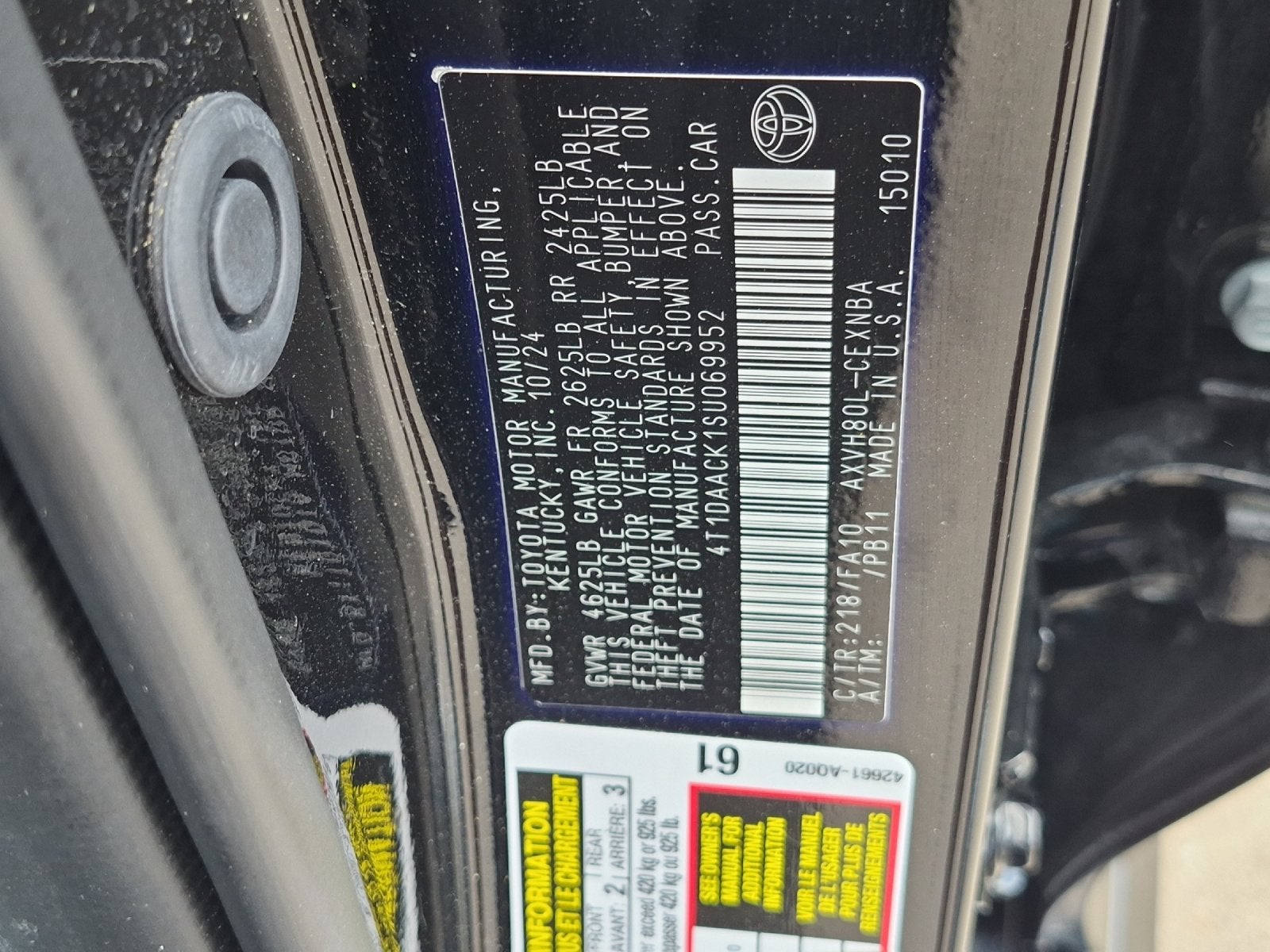 2025 Toyota CAMRY LE