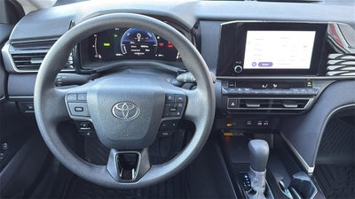 2025 Toyota CAMRY LE
