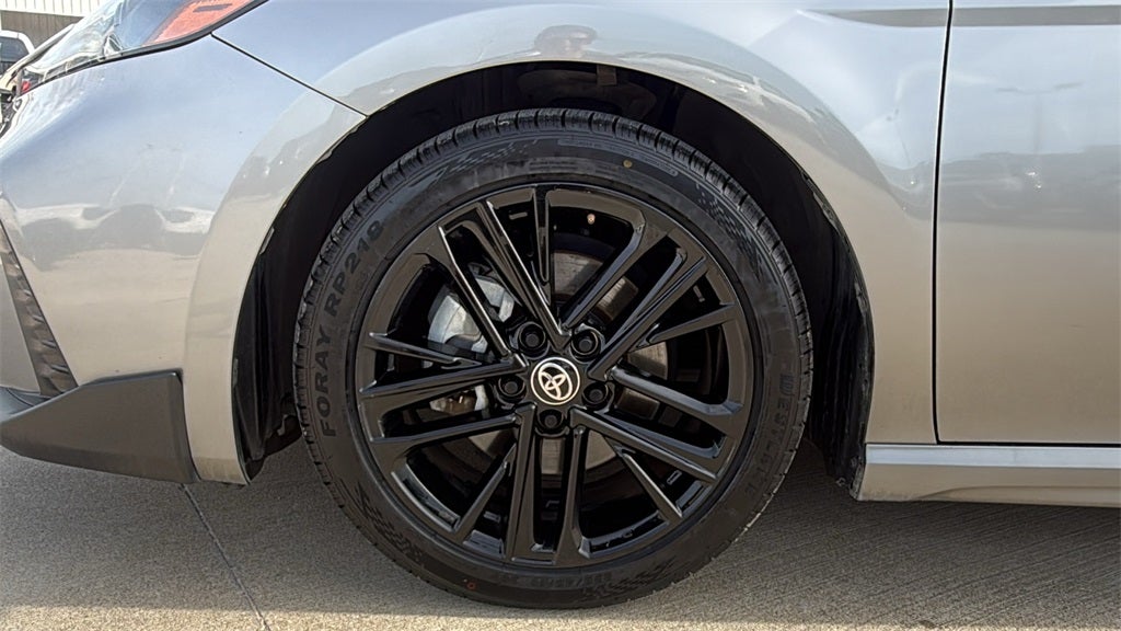 2025 Toyota CAMRY SE