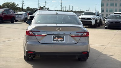 2025 Toyota CAMRY SE