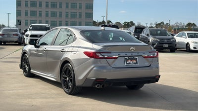 2025 Toyota CAMRY SE