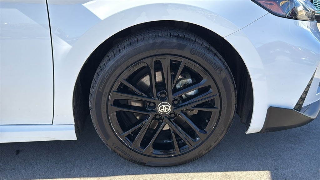 2025 Toyota CAMRY SE