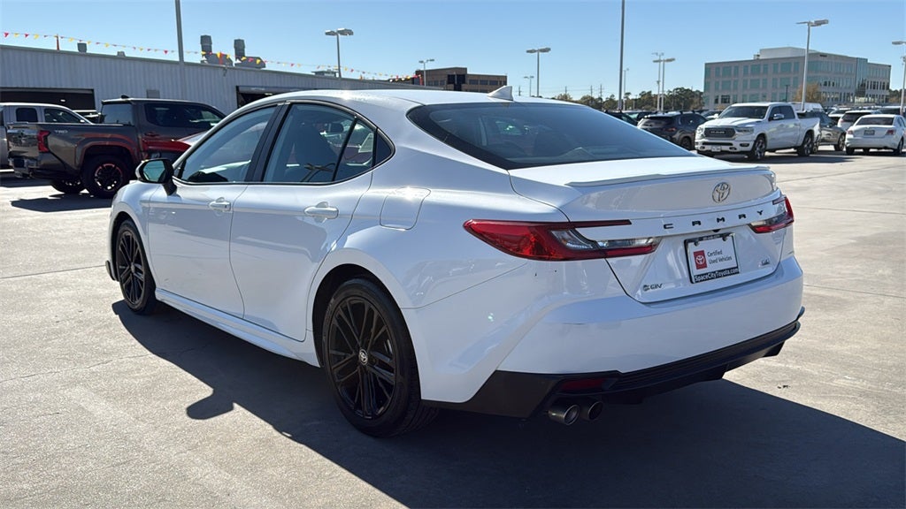 2025 Toyota CAMRY SE
