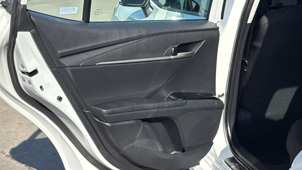 2025 Toyota CAMRY LE