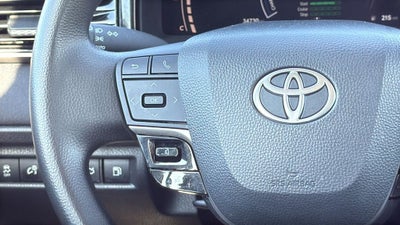 2025 Toyota CAMRY LE