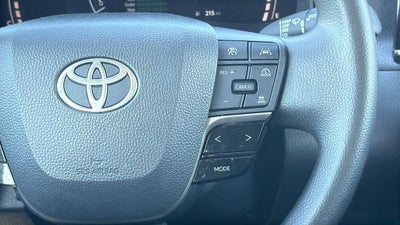 2025 Toyota CAMRY LE