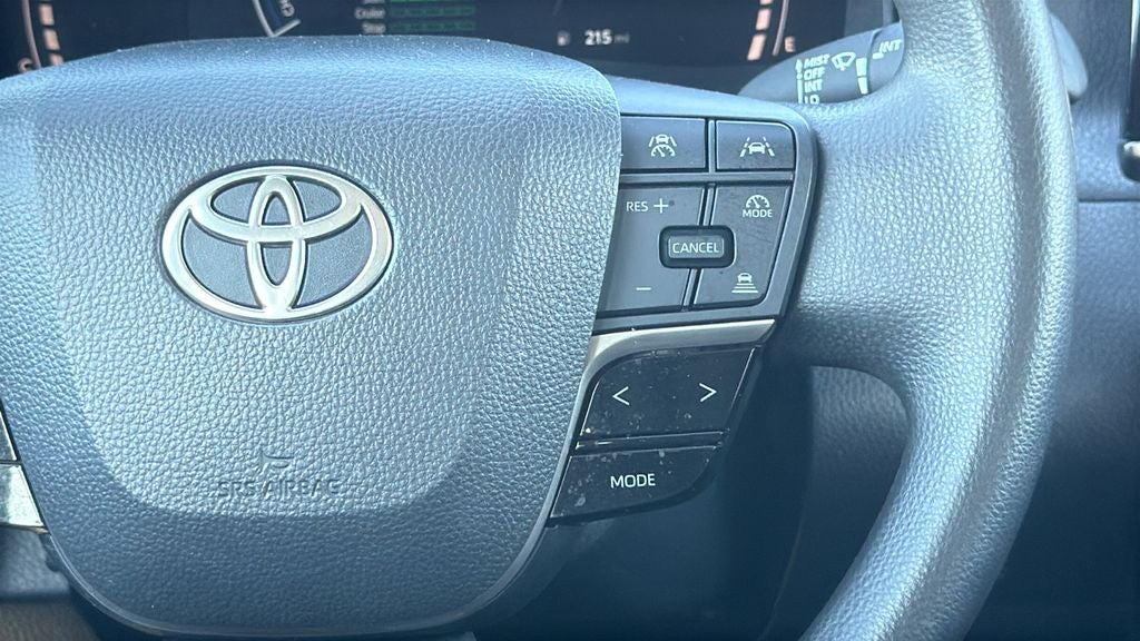 2025 Toyota CAMRY LE