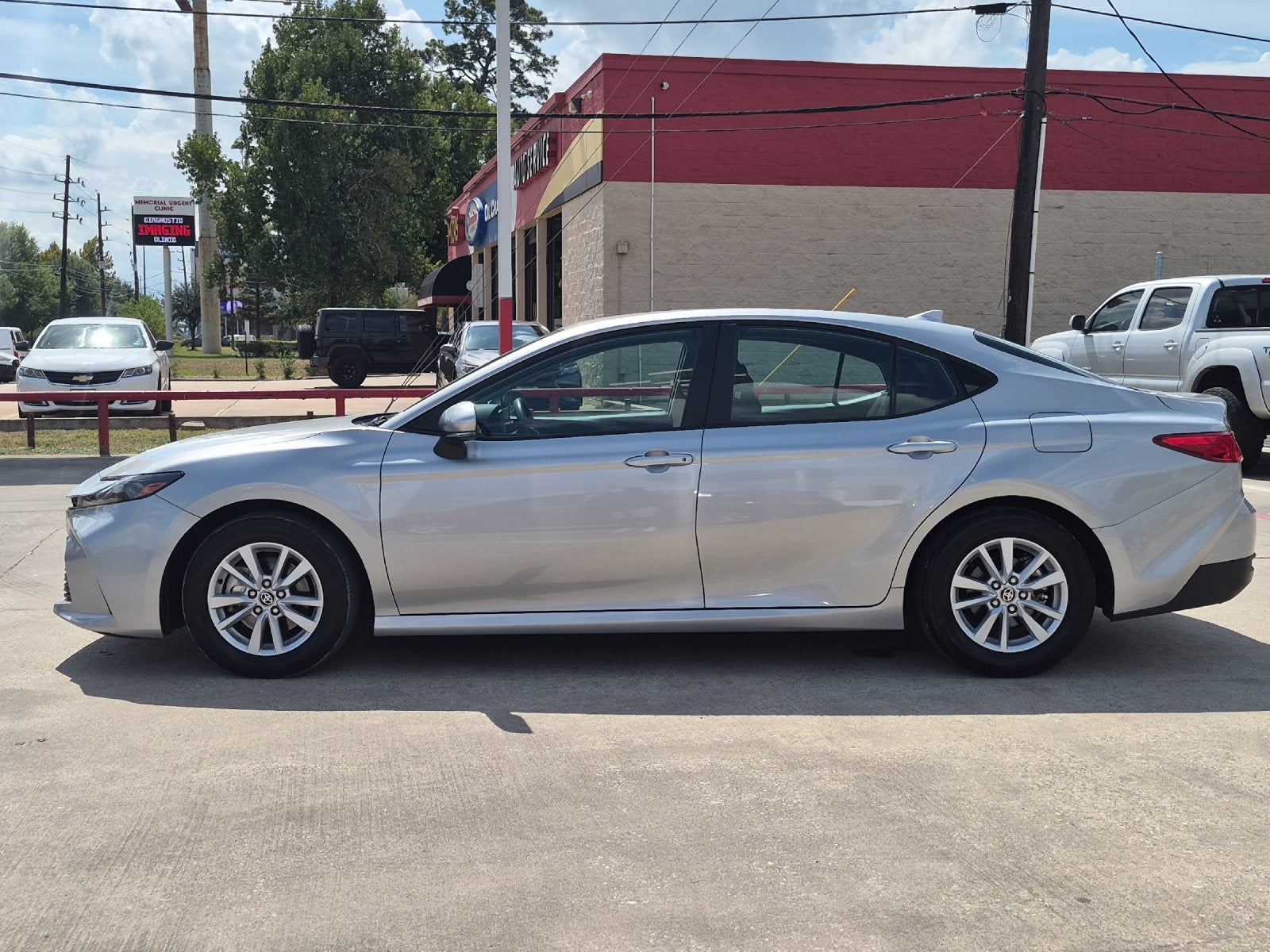 2025 Toyota Camry LE