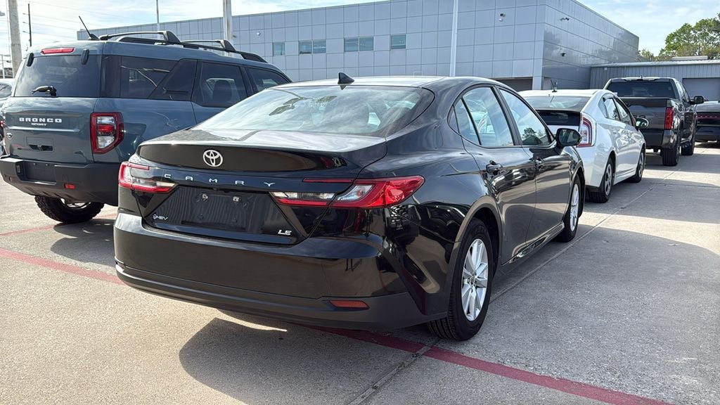 2025 Toyota CAMRY LE