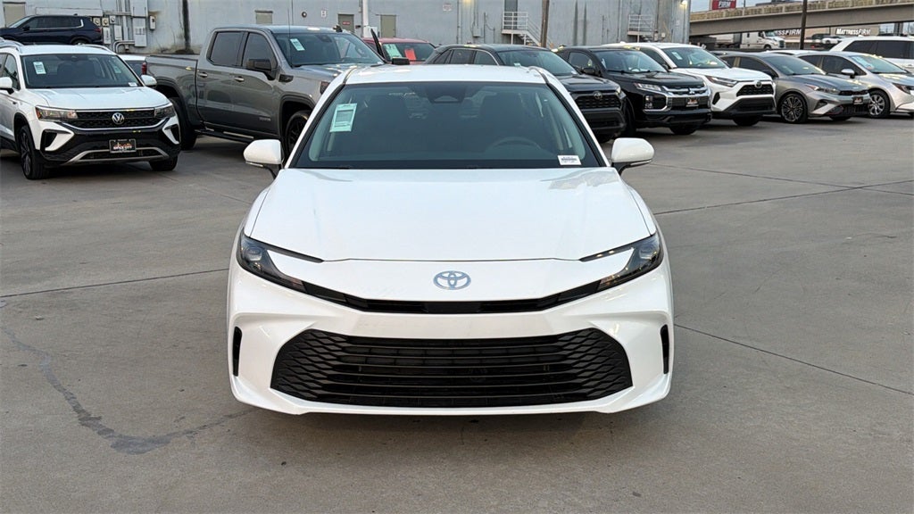 2025 Toyota CAMRY LE