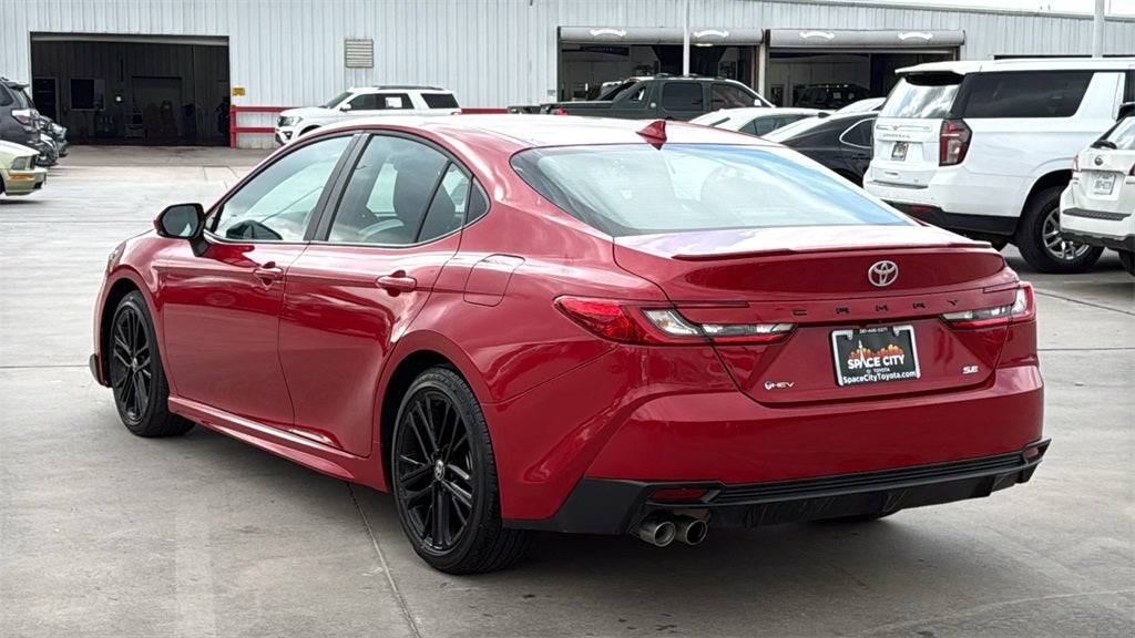 2025 Toyota CAMRY SE
