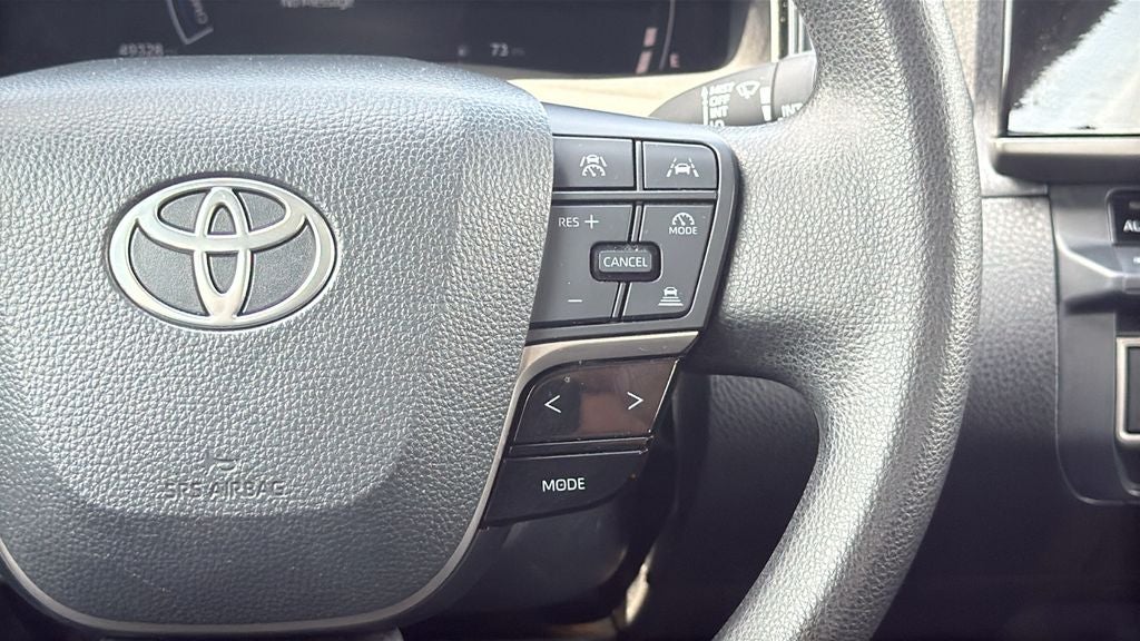 2025 Toyota CAMRY LE