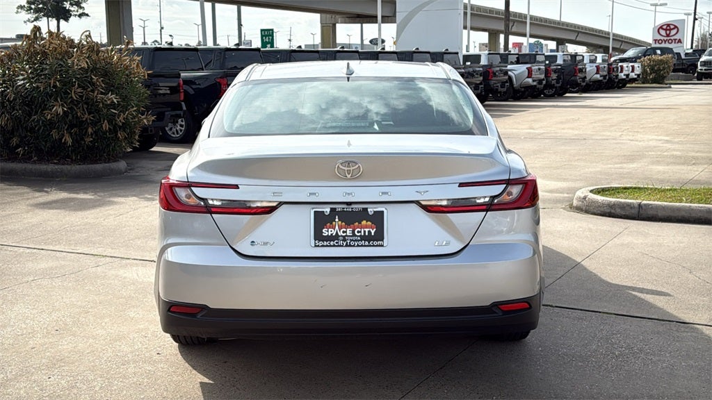 2025 Toyota CAMRY LE