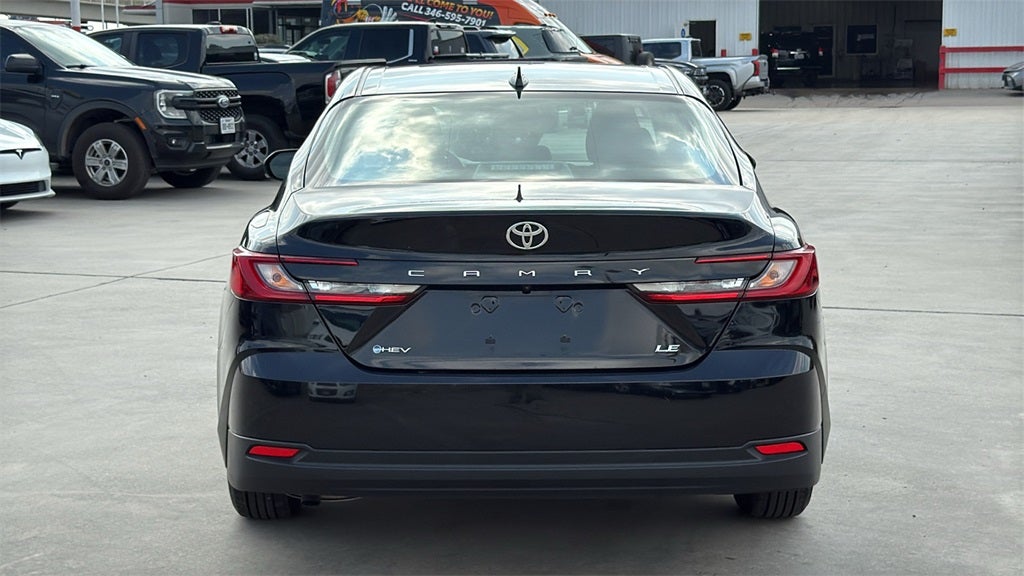 2025 Toyota CAMRY LE