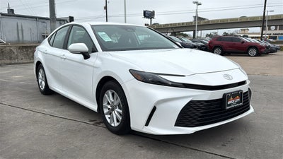 2025 Toyota CAMRY LE