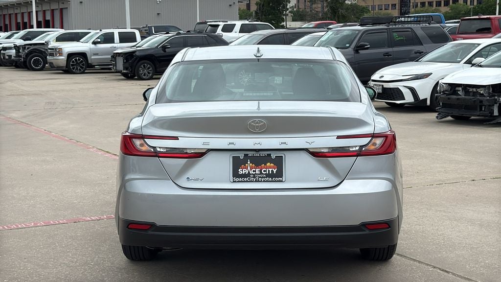 2025 Toyota CAMRY LE