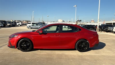 2025 Toyota CAMRY SE
