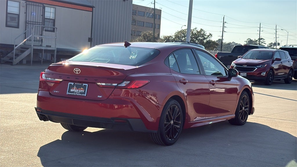 2025 Toyota CAMRY SE
