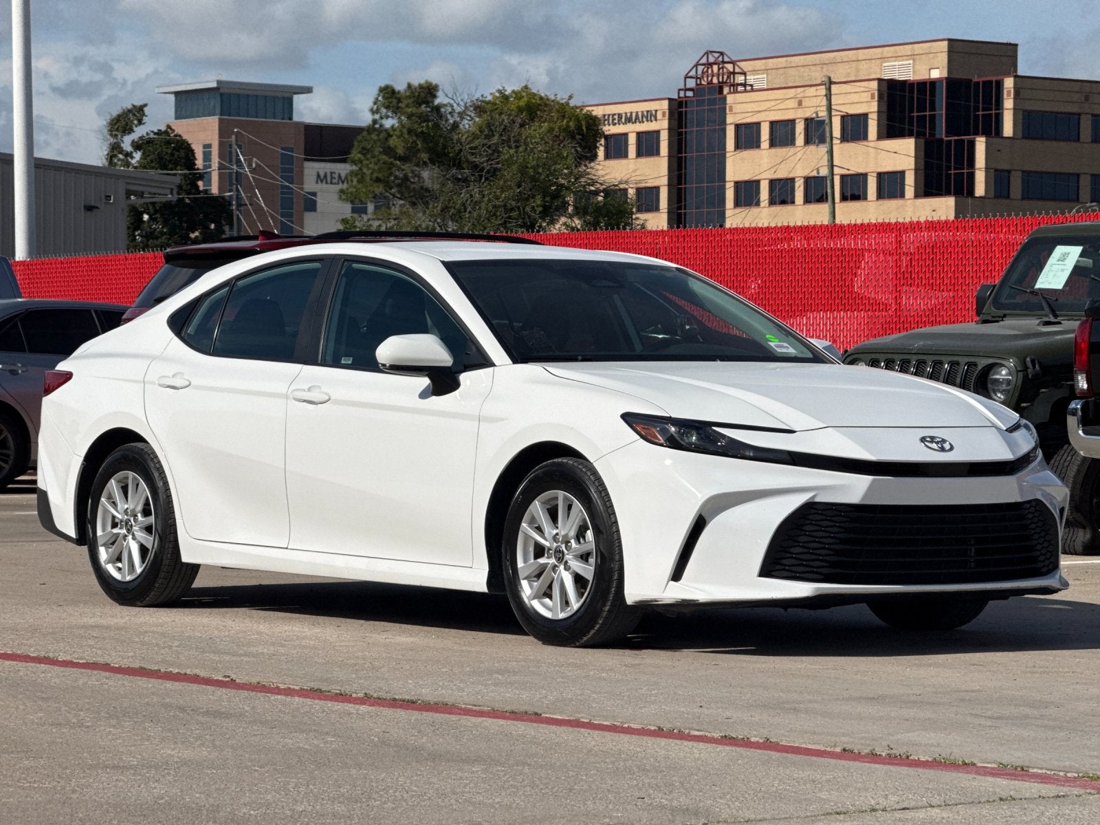 2025 Toyota Camry LE