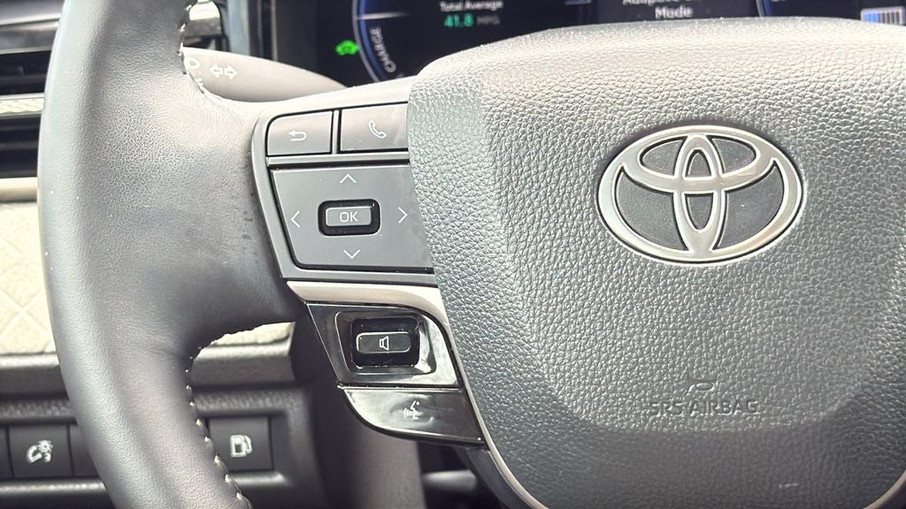 2025 Toyota CAMRY XLE