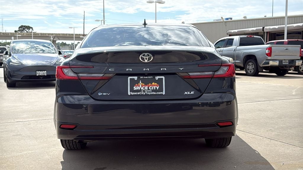 2025 Toyota CAMRY XLE