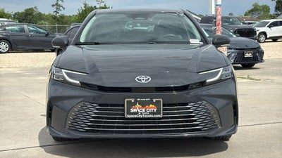 2025 Toyota CAMRY XLE