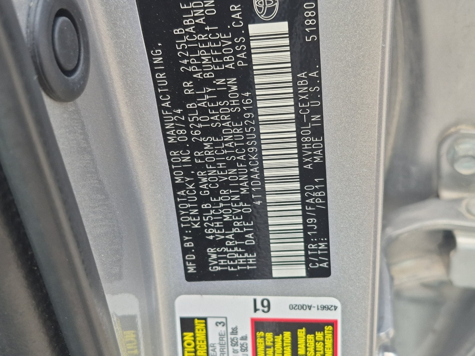 2025 Toyota Camry LE